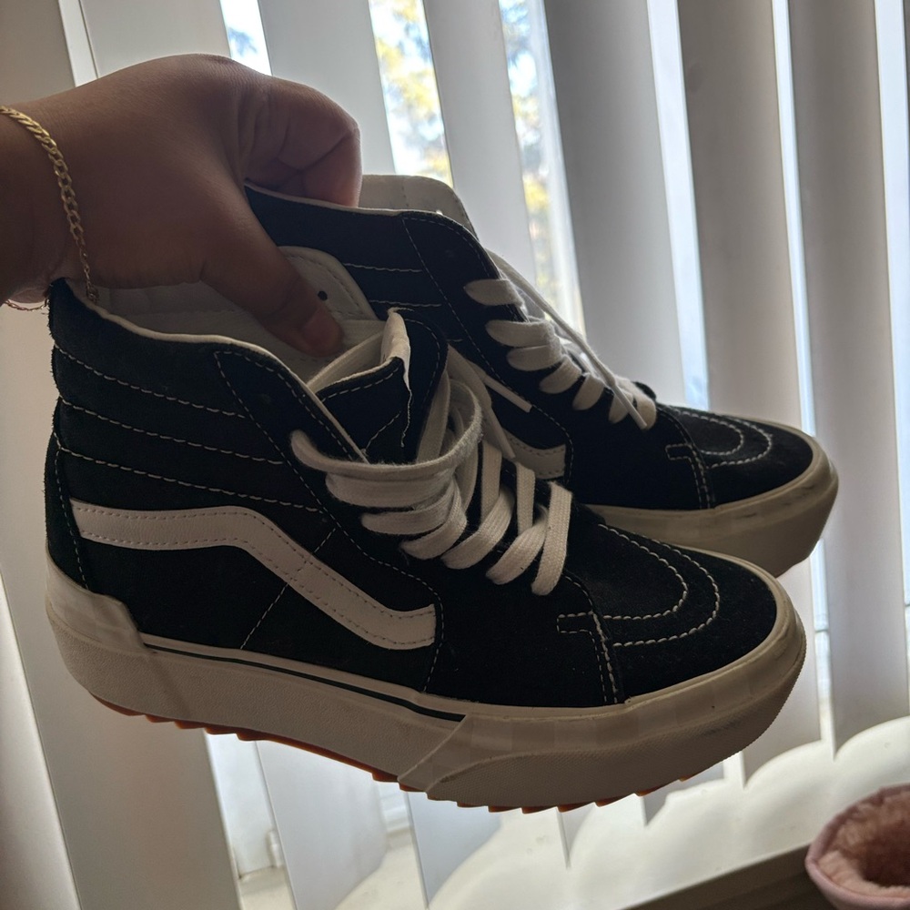 Platform Vans - Picture 1 of 3
